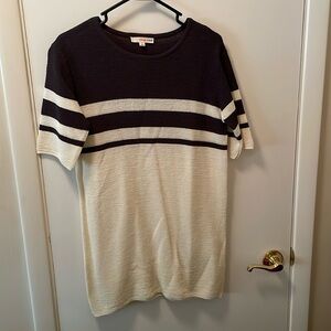 Orange Creek Short Sleeve Top Women’s Size Small.